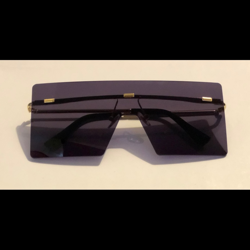 Sunglasses - Picture 8 of 8